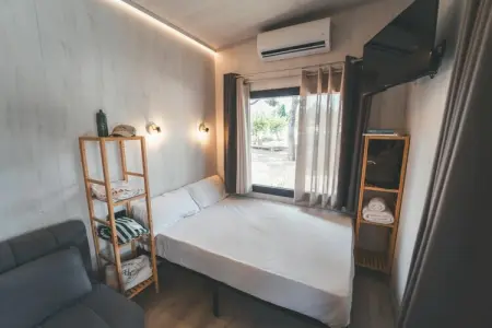 HOLA CAMP SANT SALVADOR-Tiny House, Maison de vacances à Sant Salvador pour un couple - Photo 1