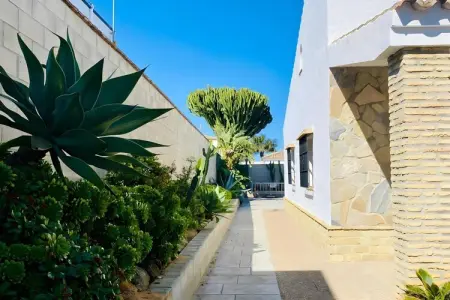 4682-+34618736920, Villa spacieuse avec piscine privée - Photo 24