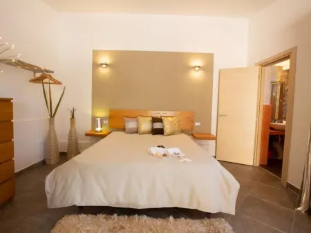 Ferienvilla mit privatem Pool für 7 Personen mit Garten - Photo 22