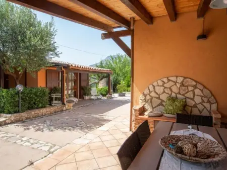 Ferienvilla mit privatem Pool für 7 Personen mit Garten - Photo 24