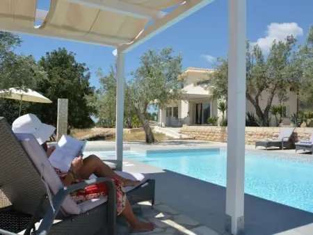Moderne Ferienvilla bei Noto mit Meerblick und privatem Pool - Photo 6