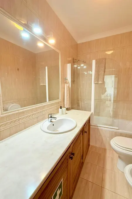 mit beheiztem Pool, Maison 6 personnes à Budens - Photo 10