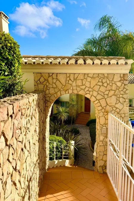 mit beheiztem Pool, Maison 6 personnes à Budens - Photo 23