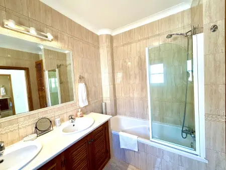 mit beheiztem Pool, Maison 6 personnes à Budens - Photo 38