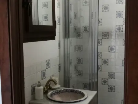 Studio loft historique, proche Alhambra, idéal télétravail - Photo 12