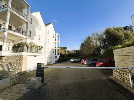 Bénodet: Appartement spacieux proche plage avec terrasse et parking sécurisé - Photo 24