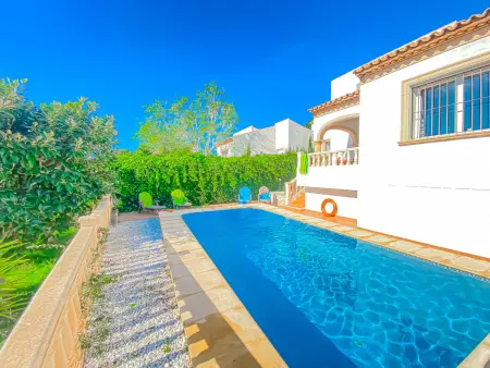 Villa confortable à Jávea avec piscine privée et jardin pour 4 pers, au calme des pins - Photo 1