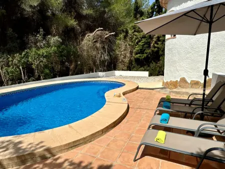 Villa à Jávea avec piscine privée, 2 chambres, calme, proche plage Arenal - Photo 2