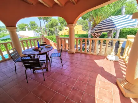 Superbe villa familiale avec piscine privée et climatisation à Javea - Photo 5