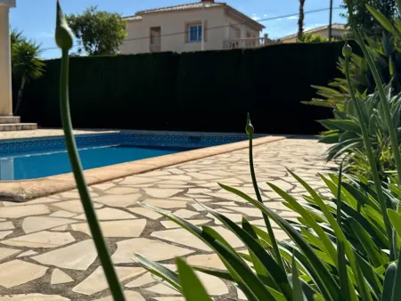 Villa à Denia pour 6 personnes avec piscine privée et jardin, proche plages et commodités - Photo 3