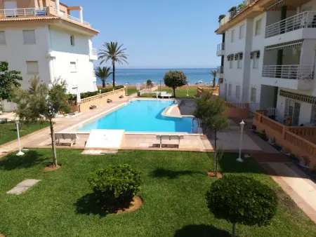 Appartement en bord de mer à Denia avec piscine, jardin et terrasse - 2 chambres, 2 salles de bains - Photo 1