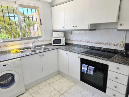 Appartement en bord de mer à Denia avec piscine, jardin et terrasse - 2 chambres, 2 salles de bains - Photo 8