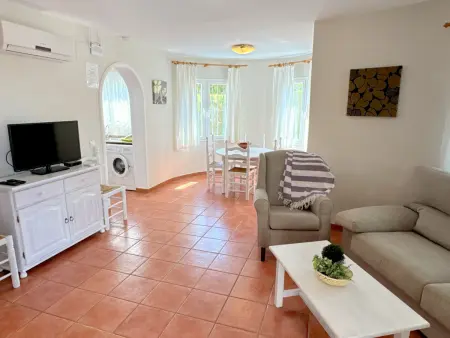 Villa pour 6 à Dénia avec piscine privée et proche plage - Photo 8