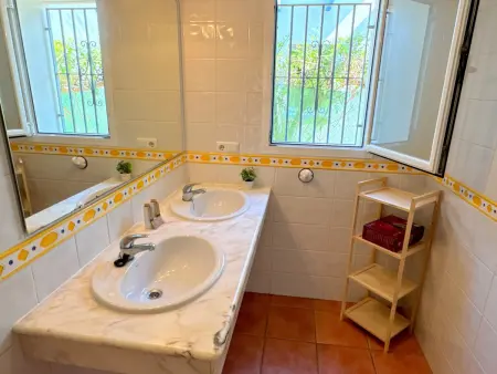 Villa pour 6 à Dénia avec piscine privée et proche plage - Photo 15