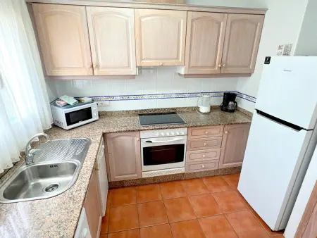 Villa pour 6 pers avec piscine privée à 400m de la plage à Dénia - Photo 17