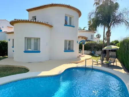 Villa à Denia avec piscine privée, proche plage, 3 chambres, climatisation et WiFi - Photo 1