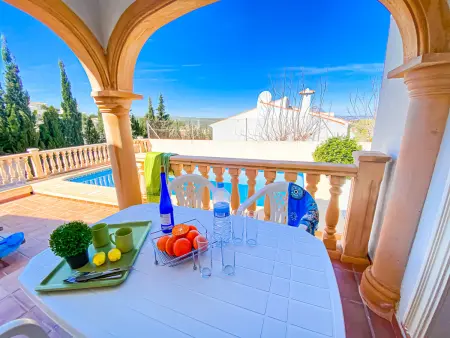 Villa à Jávea avec piscine privée, jardin arboré, à 3 km de la plage, proche commerces et loisirs - Photo 2
