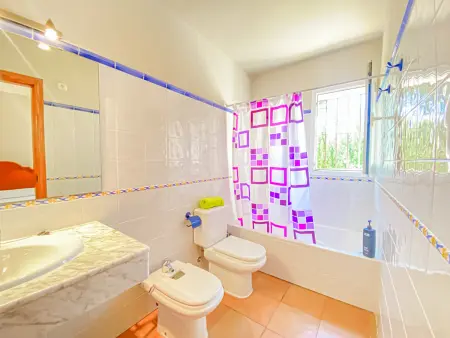 Villa à Jávea avec piscine privée, jardin arboré, à 3 km de la plage, proche commerces et loisirs - Photo 12