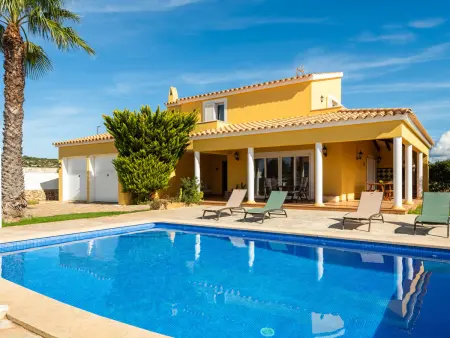 Villa familiale à Minorque avec piscine et climatisation - Photo 1
