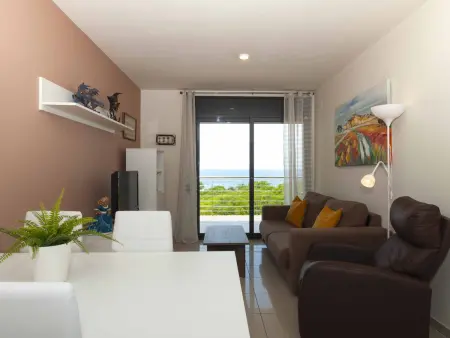 Appartement en front de mer à Rosas avec piscine, climatisation et parking, pour 4 personnes. - Photo 9