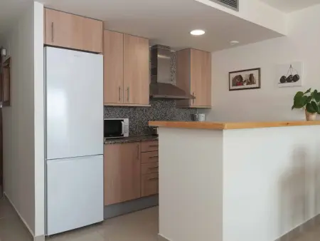 Appartement en front de mer à Rosas avec piscine, climatisation et parking, pour 4 personnes. - Photo 11