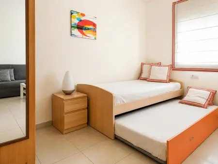 Appartement moderne à Rosas, près de la mer, pour 6 personnes avec piscine et parking - Photo 13