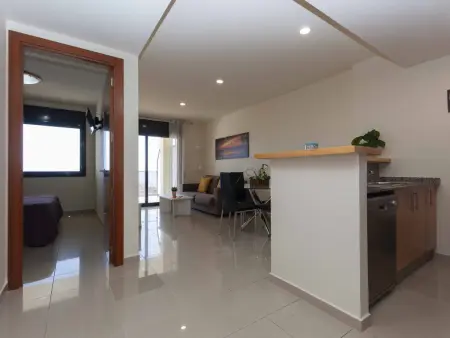 Appartement moderne en bord de mer avec piscine, clim, Wi-Fi et parking à Roses - Photo 7