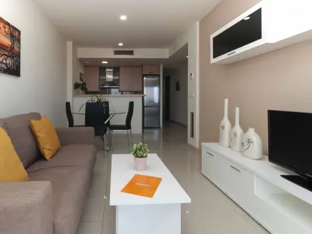 Appartement moderne en bord de mer avec piscine, clim, Wi-Fi et parking à Roses - Photo 8