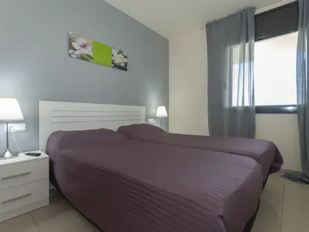 Appartement moderne en bord de mer avec piscine, clim, Wi-Fi et parking à Roses - Photo 13
