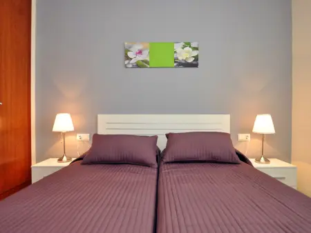 Appartement moderne en bord de mer avec piscine, clim, Wi-Fi et parking à Roses - Photo 14