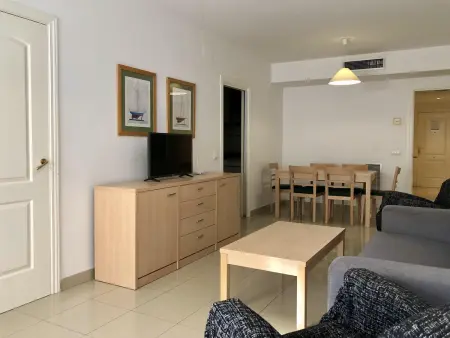 Appartement confortable à L'Escala pour 6 pers avec piscine, clim, parking, proche plage et centre. - Photo 2