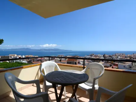 Appartement lumineux avec terrasse et parking à L'Escala - Photo 8