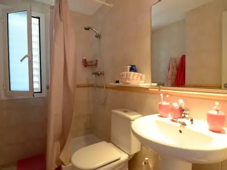 Grand appartement à Pals avec piscine et wifi, idéal pour 6 personnes - Photo 11