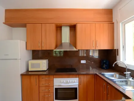 Appartement spacieux avec terrasse et piscine communautaire à Platja de Pals - Photo 2