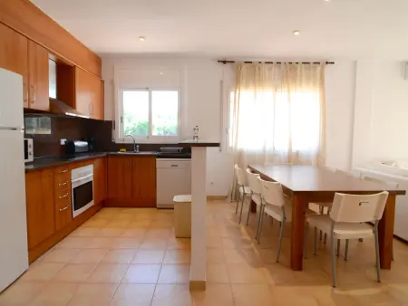 Appartement spacieux avec terrasse et piscine communautaire à Platja de Pals - Photo 10