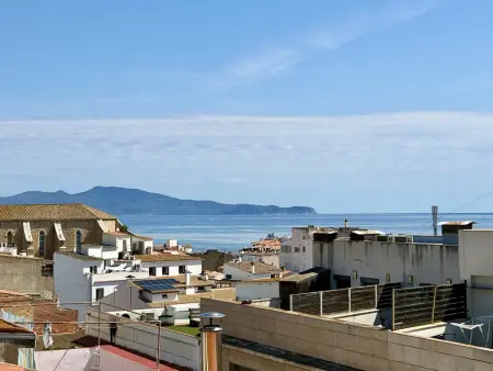 Appartement 6 pers à L'Escala avec piscine commune, climatisation, parking et à 250m de la plage - Photo 1