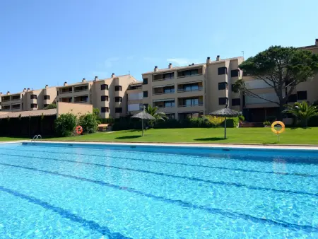 Appartement à Pals, 3 chambres, bord de mer, piscine, climatisation - Photo 4
