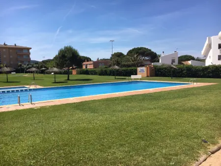 Appartement à Pals, 3 chambres, bord de mer, piscine, climatisation - Photo 32