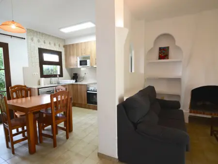 Charmante maison à Pals avec piscine commune, proche plage - Photo 27
