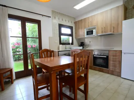 Charmante maison à Pals avec piscine commune, proche plage - Photo 33