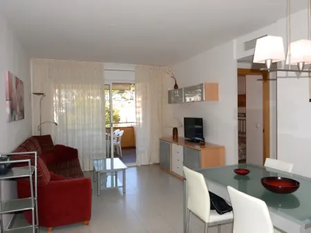 Appartement charmant 2 chambres, terrasse et jardin à L'Escala - Photo 2