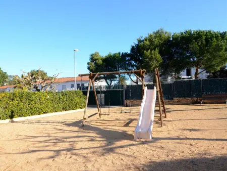 Appartement charmant 2 chambres, terrasse et jardin à L'Escala - Photo 17