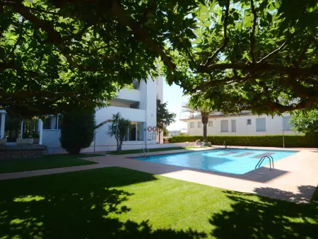 Appartement moderne vue mer, piscine, jardin L'Escala - Photo 11