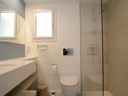 Appartement moderne vue mer, piscine, jardin L'Escala - Photo 24