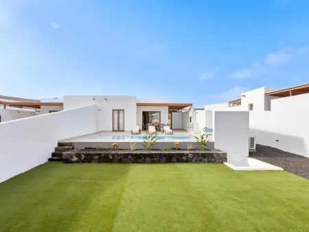 Villa spacieuse à Playa Blanca - 4 chambres, piscine privée chauffée - Photo 4