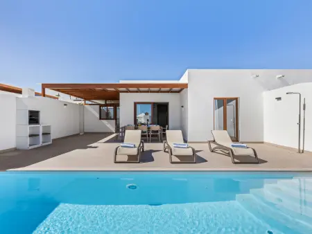 Villa spacieuse à Playa Blanca - 4 chambres, piscine privée chauffée - Photo 33