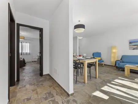 Maison confortable à Playa Blanca avec jardin privé - Photo 3