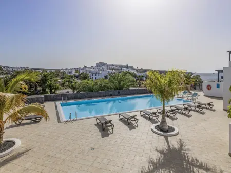 Villa à Playa Blanca avec jardin spacieux et piscine partagée - Photo 20