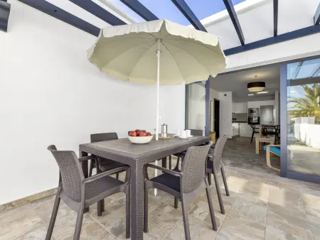 Villa à Playa Blanca avec jardin spacieux et piscine partagée - Photo 25