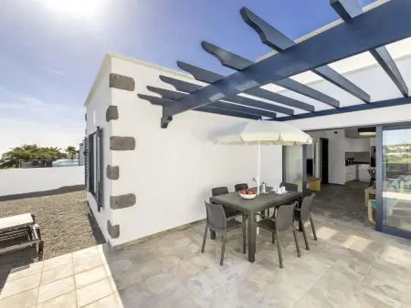 Villa à Playa Blanca avec jardin spacieux et piscine partagée - Photo 26